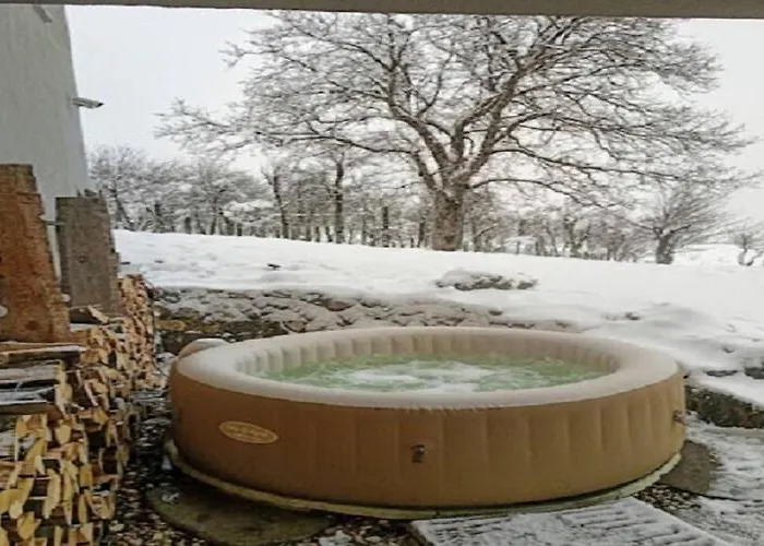 In Bunjevci With Sauna & Garden Casa vacanze