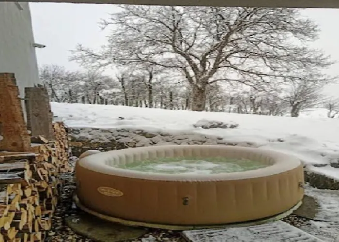 Casa vacanze In Bunjevci With Sauna & Garden Vrbovsko