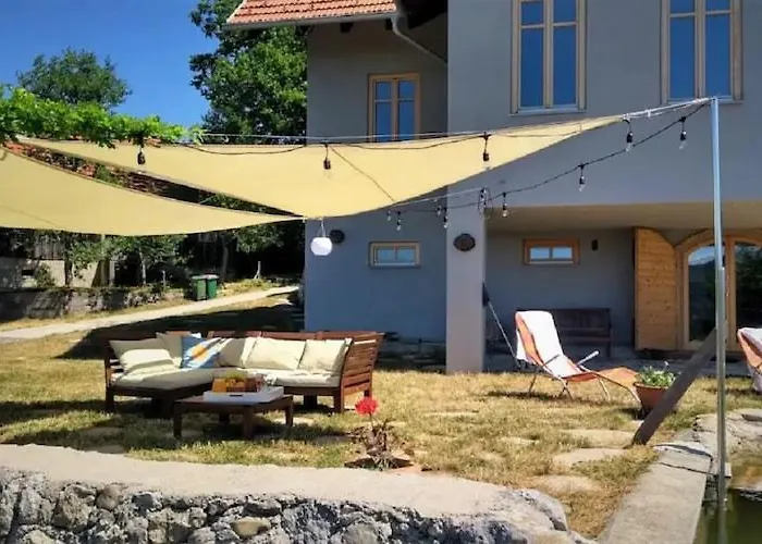 Сasa de vacaciones In Bunjevci With Sauna & Garden Vrbovsko